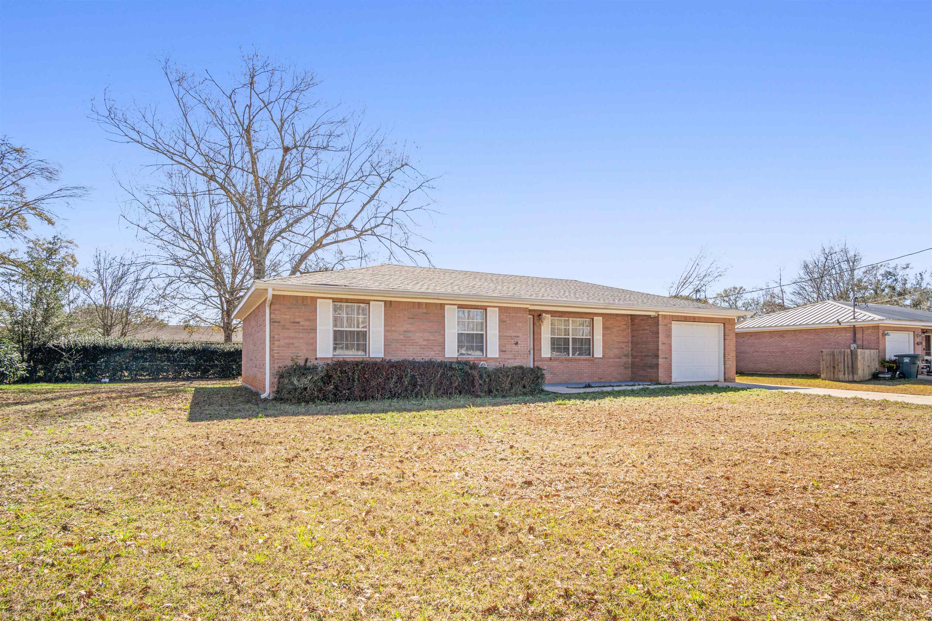 507 West Peachtree Avenue Foley, AL 36535 - Photo 2 of 24