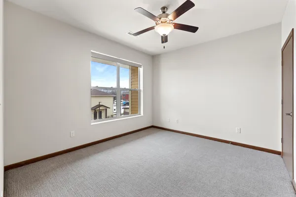 $2,458 | N115-w16170 Saxony Village Boulevard, Unit 4213, Germantown, WI 53022