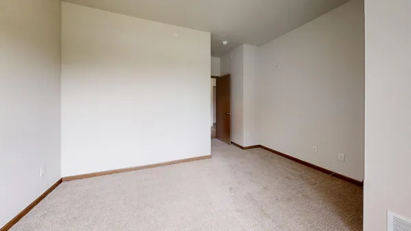 $2,458 | N115-w16170 Saxony Village Boulevard, Unit 4213, Germantown, WI 53022