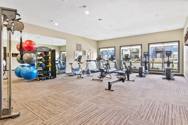 $2,458 | N115-w16170 Saxony Village Boulevard, Unit 4213, Germantown, WI 53022