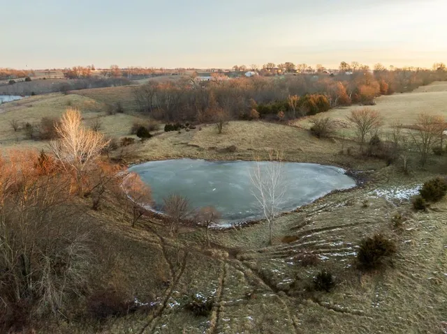 $424,600 | 0 Willow Road, Winigan, MO 63566