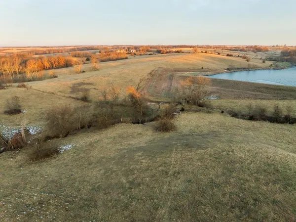 $424,600 | 0 Willow Road, Winigan, MO 63566