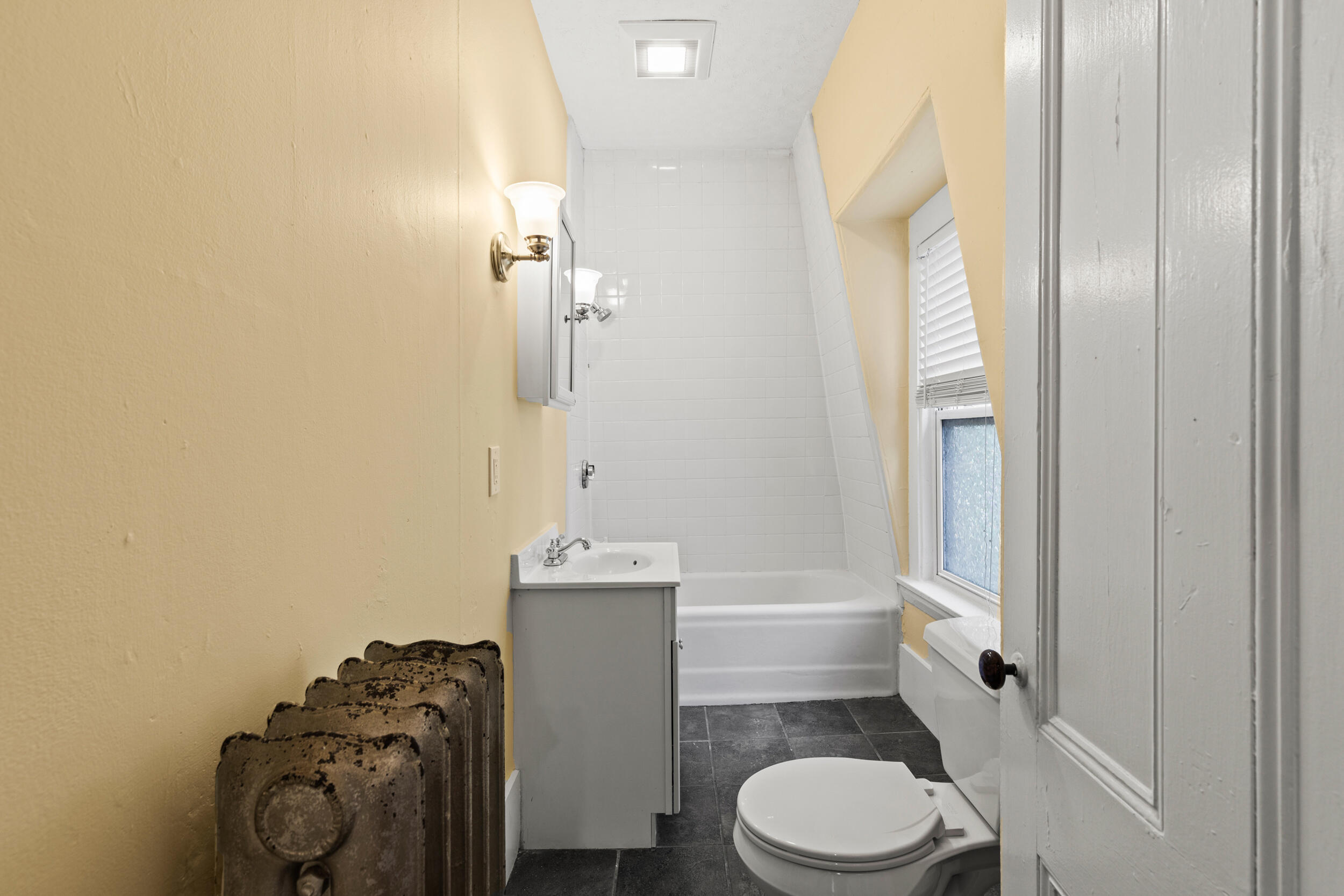 85 Spruce Street Portland, ME 04102 - Photo 35 of 57 83 spruce st, portland_014