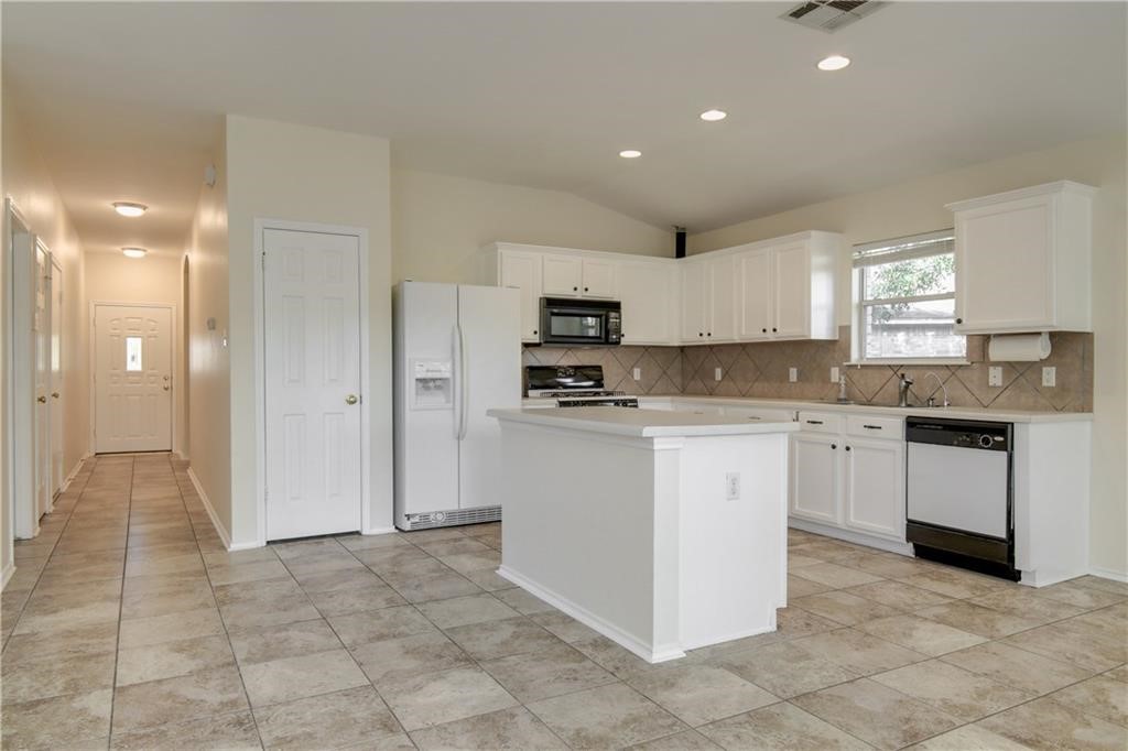 113 Spur Cove Kyle, TX 78640 - Photo 7 of 27