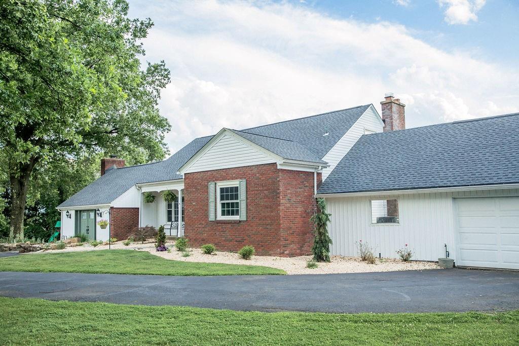 3 Coates Lane Indiana, PA 15701 - Photo 4 of 34