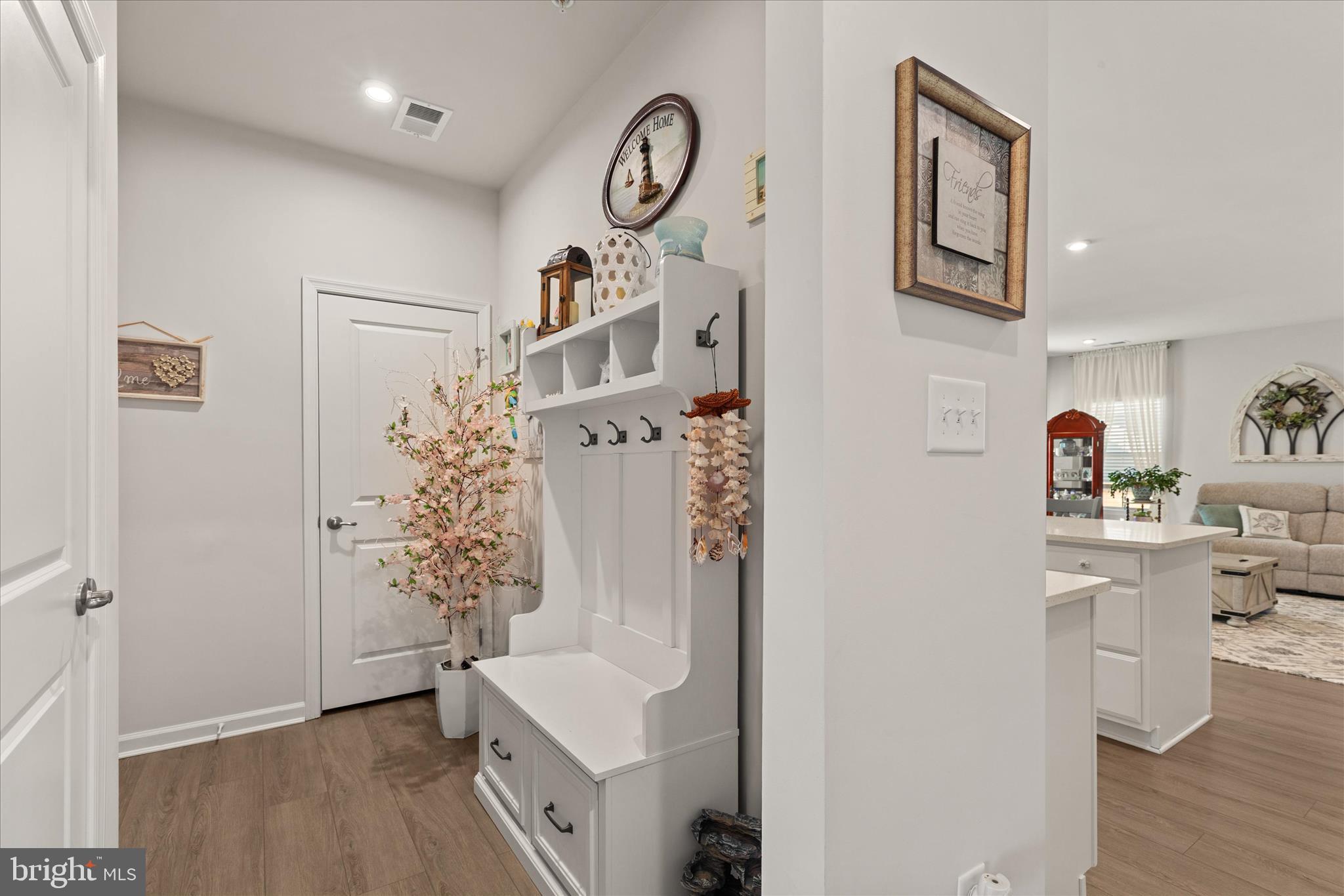 9315 Mulligan Way Delmar, MD 21875 - Photo 6 of 45