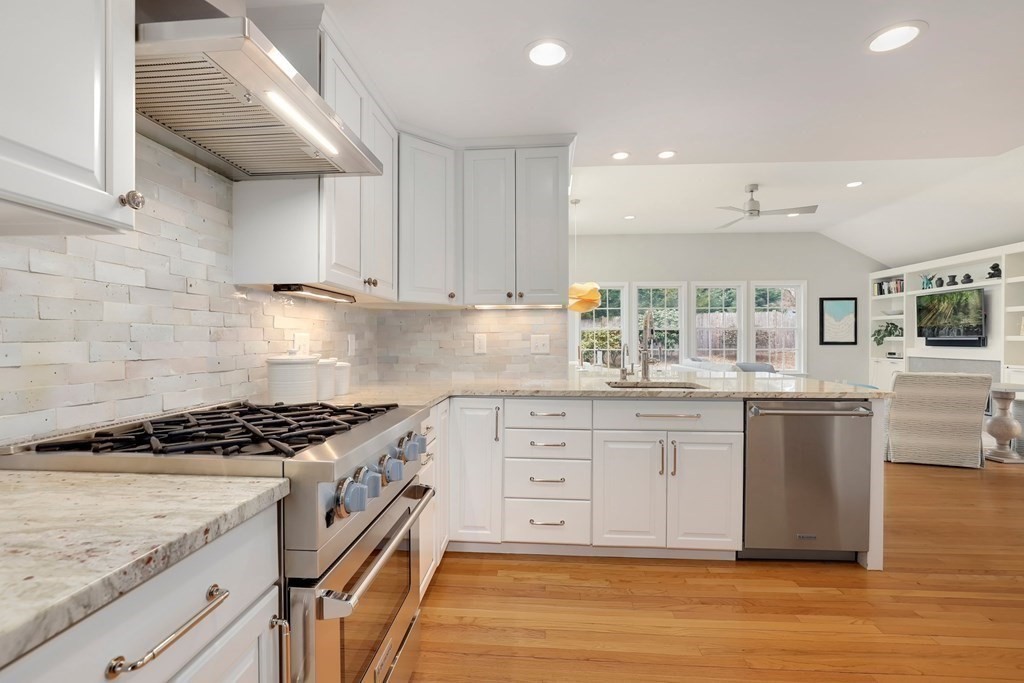 7 Dane Road Lexington, MA 02421 - Photo 14 of 39