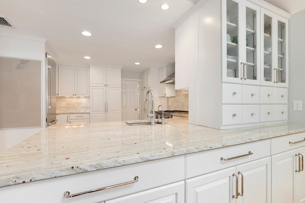 7 Dane Road Lexington, MA 02421 - Photo 17 of 39