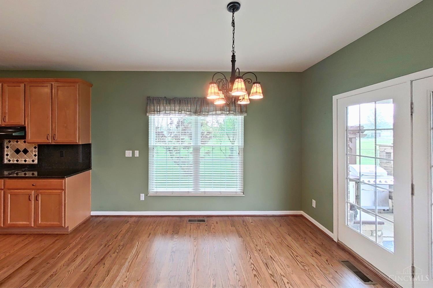 7507 Watkins-Starkey Road Blanchester, OH 45107 - Photo 15 of 63