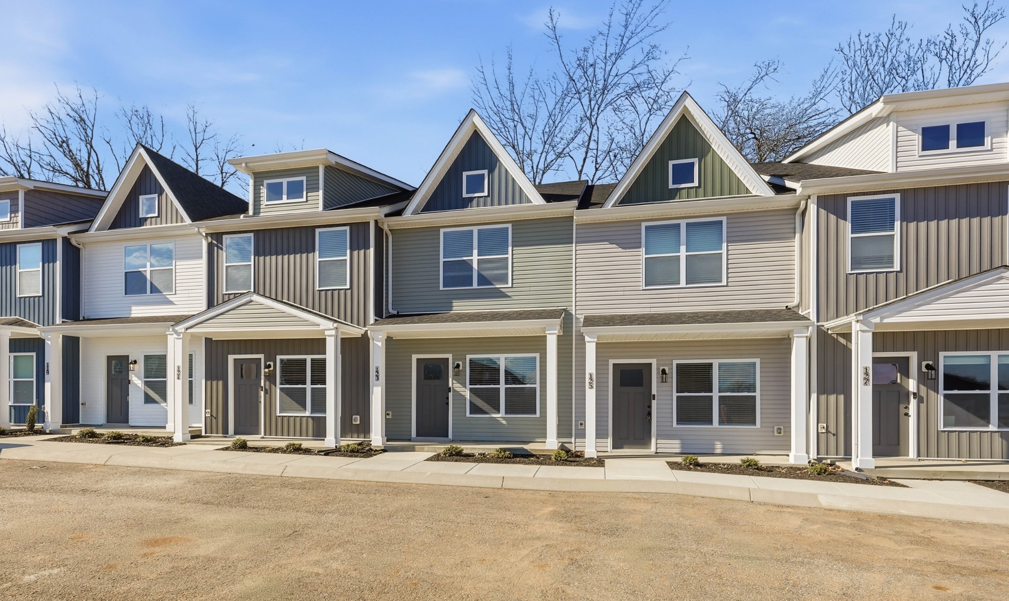 123 Front Rdg Circle Clarksville, TN 37042 - Photo 1 of 37