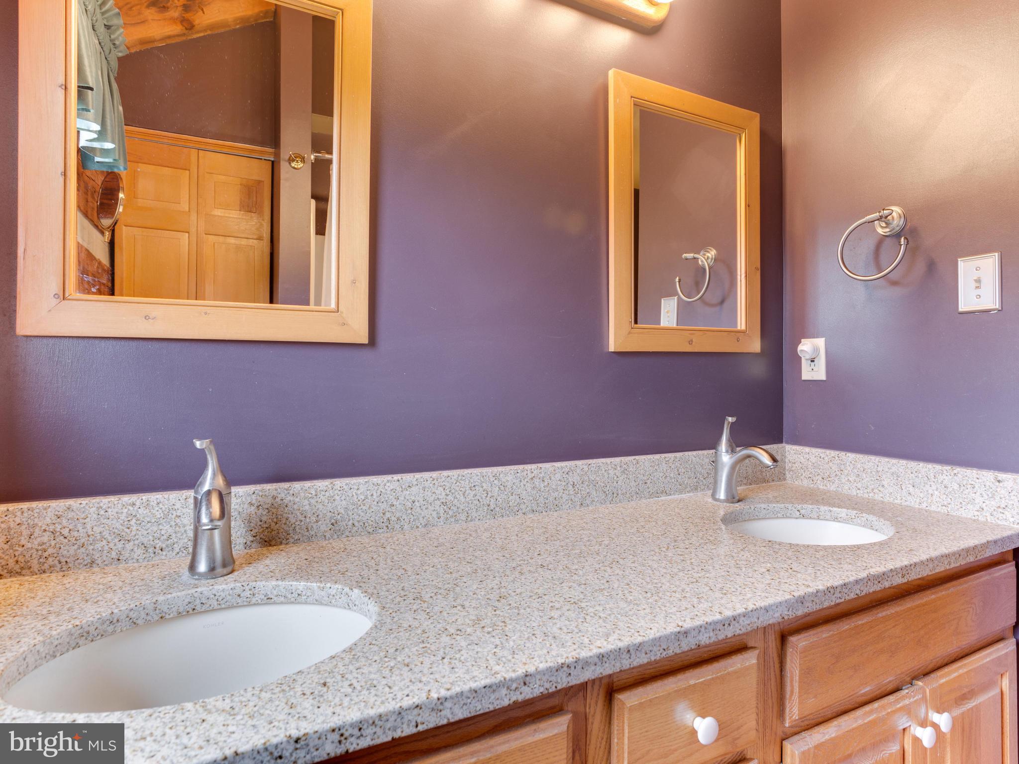 18797 Woodburn Road Leesburg, VA 20175 - Photo 18 of 26 Upper Level Full Bath