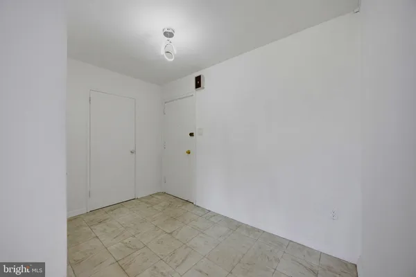 $135,000 | 7121 Park Heights Avenue, Unit 206, Baltimore, MD 21215