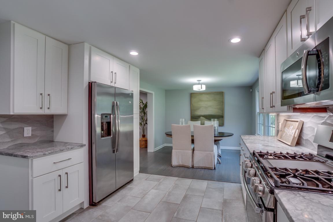 1803 Cranberry Lane Reston, VA 20191 - Photo 16 of 65 Gallery Image 16