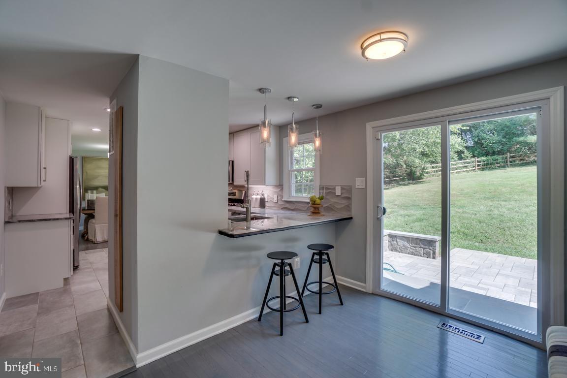 1803 Cranberry Lane Reston, VA 20191 - Photo 21 of 65 Gallery Image 21