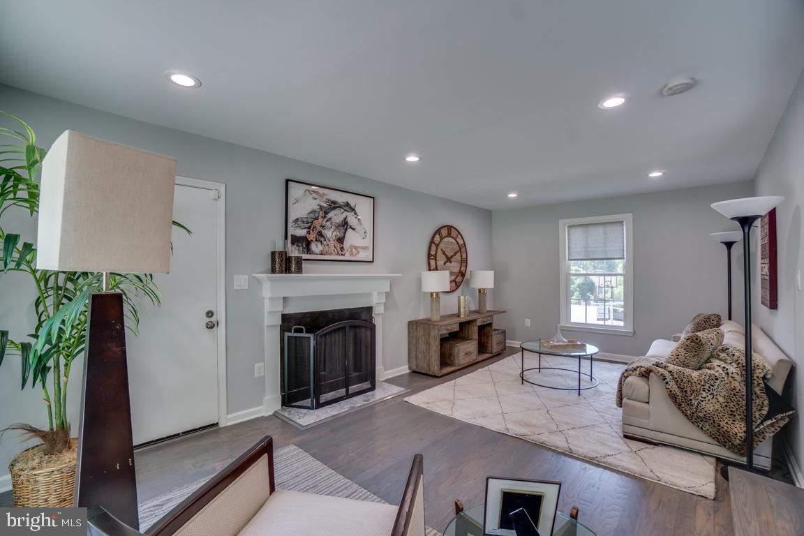 1803 Cranberry Lane Reston, VA 20191 - Photo 24 of 65 Gallery Image 24