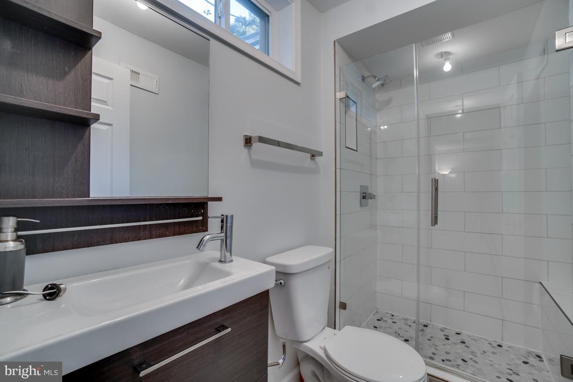 1803 Cranberry Lane Reston, VA 20191 - Photo 34 of 65 Gallery Image 34