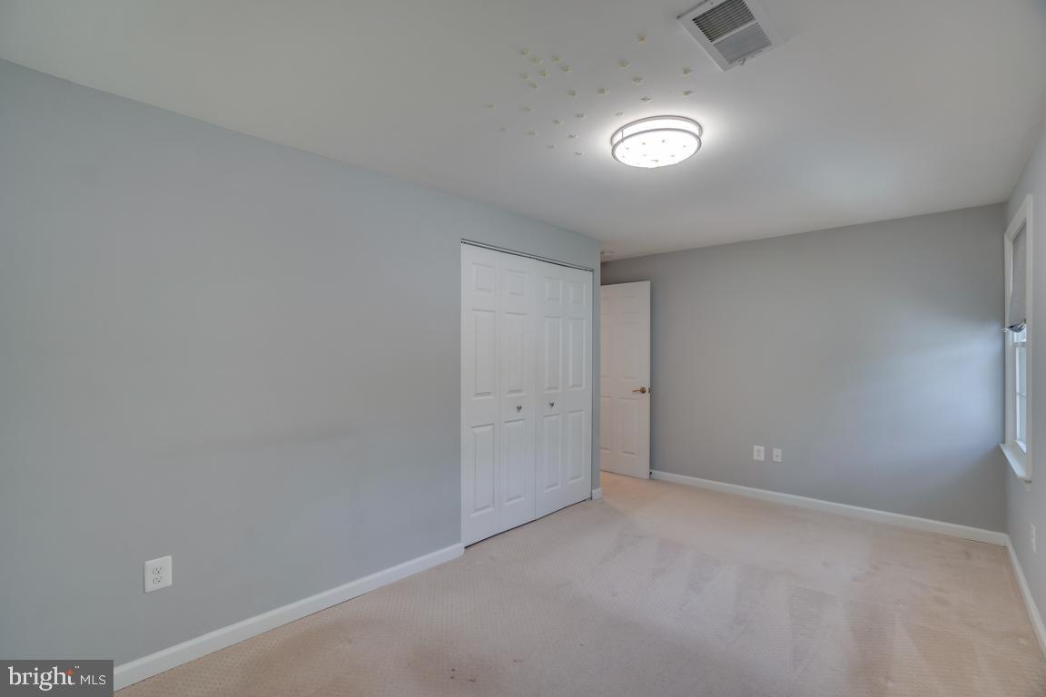 1803 Cranberry Lane Reston, VA 20191 - Photo 43 of 65 Gallery Image 43