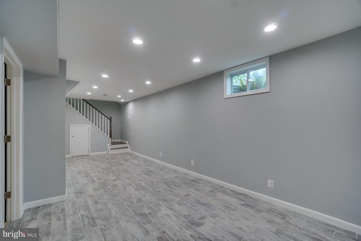 1803 Cranberry Lane Reston, VA 20191 - Photo 53 of 65 Gallery Image 53