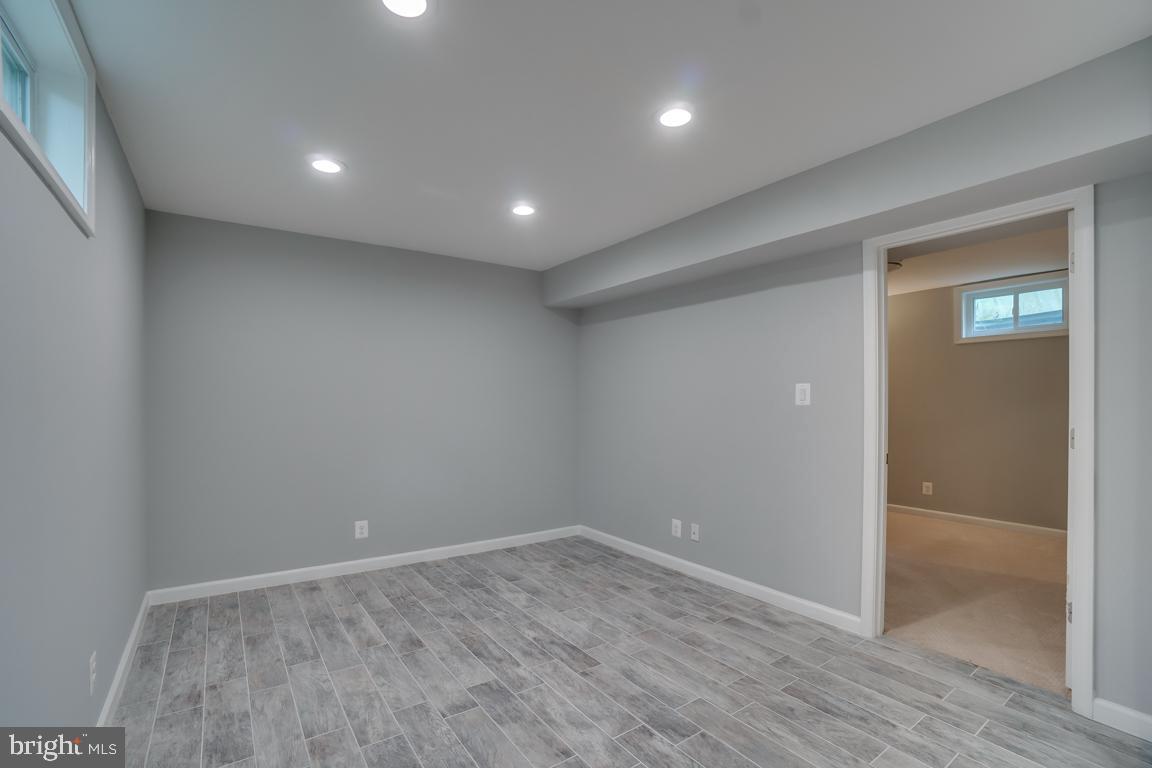 1803 Cranberry Lane Reston, VA 20191 - Photo 54 of 65 Gallery Image 54