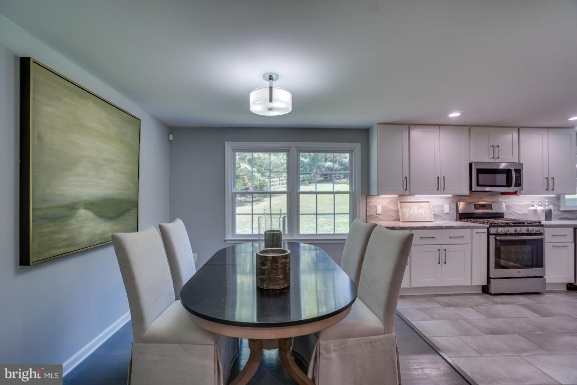 1803 Cranberry Lane Reston, VA 20191 - Photo 8 of 65 Gallery Image 8