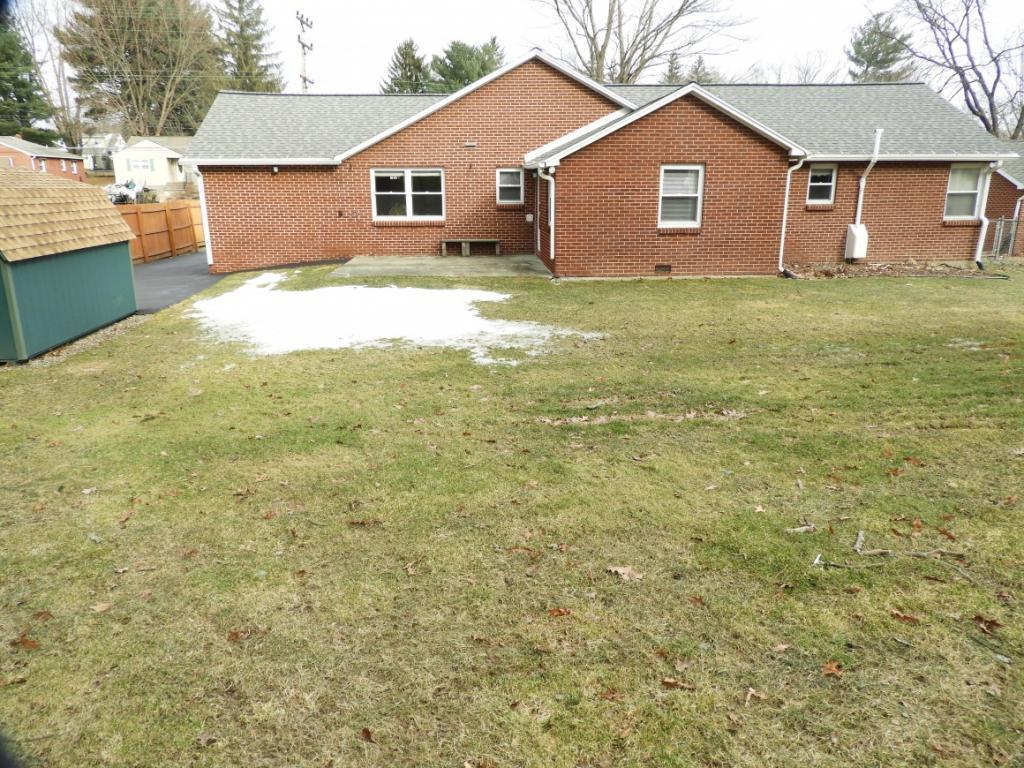 2902 Country Club Road Endwell, NY 13760 - Photo 16 of 18 Gallery Image 16