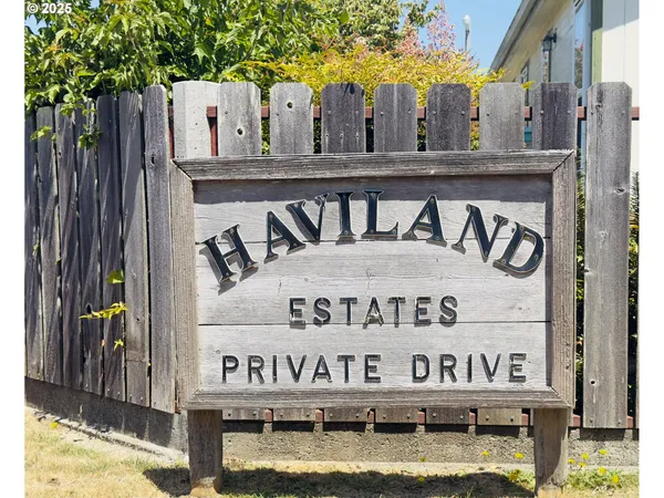 a view of sign board