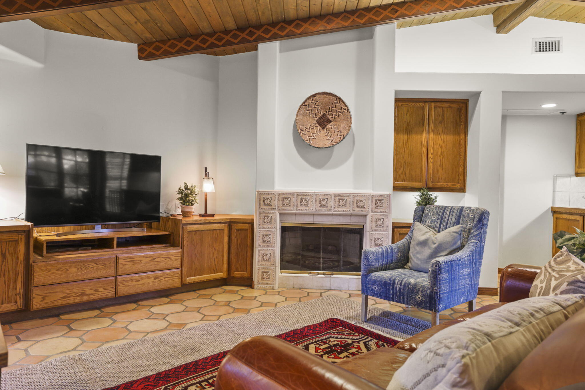 850 Baldwin Road Ojai, CA 93023 - Photo 25 of 50 25-web-or-mls-UpmarketMedia_850Bald-342