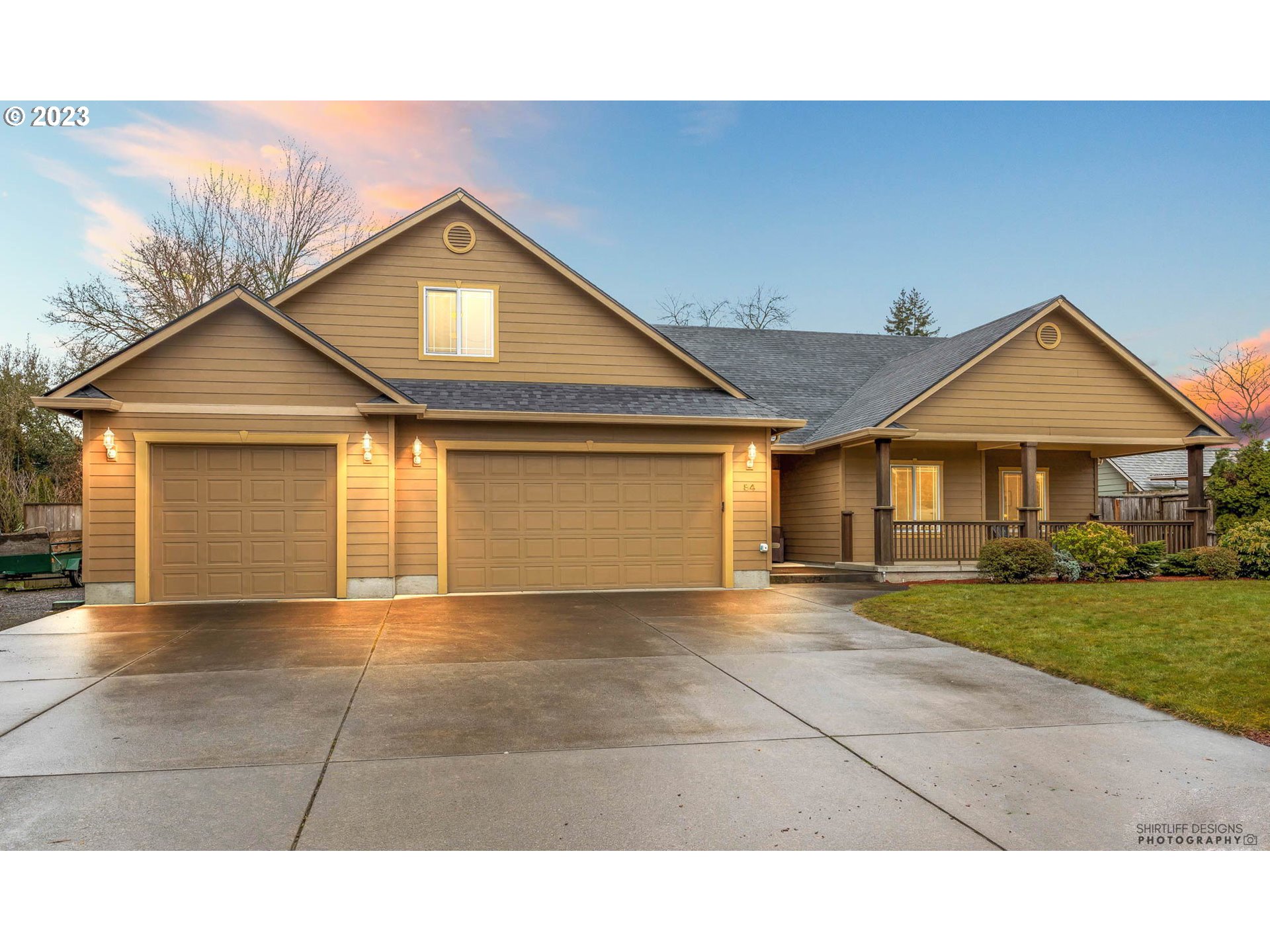 84 Federal Lane Eugene, OR 97404 - Photo 2 of 32 a view of an house with backyard space and garden