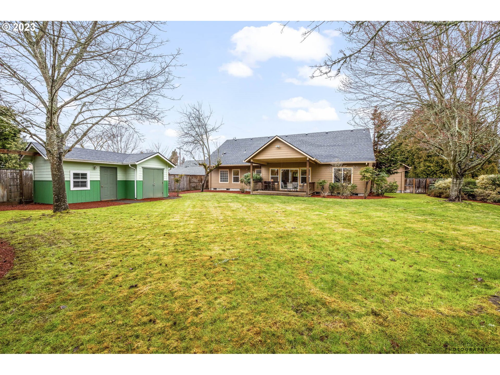 84 Federal Lane Eugene, OR 97404 - Photo 30 of 32 a view of a house with a swimming pool