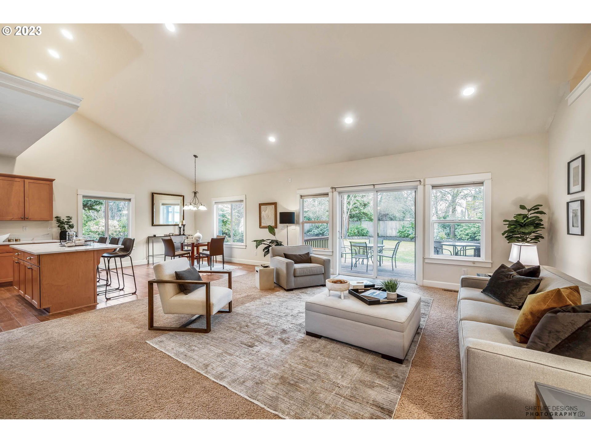 84 Federal Lane Eugene, OR 97404 - Photo 8 of 32 a living room with furniture and a large window