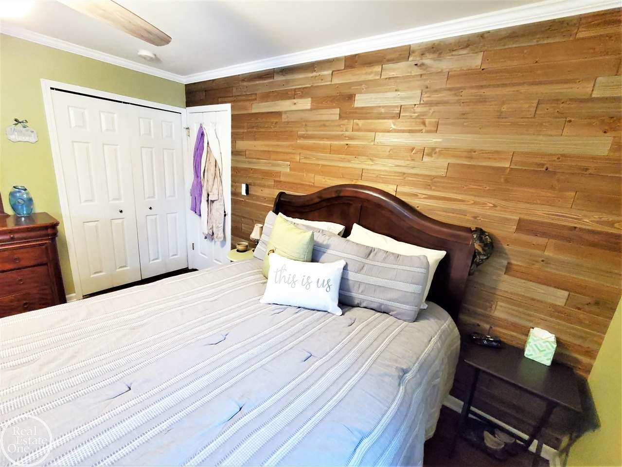 50710 Ryan Road Utica, MI 48317 - Photo 7 of 76