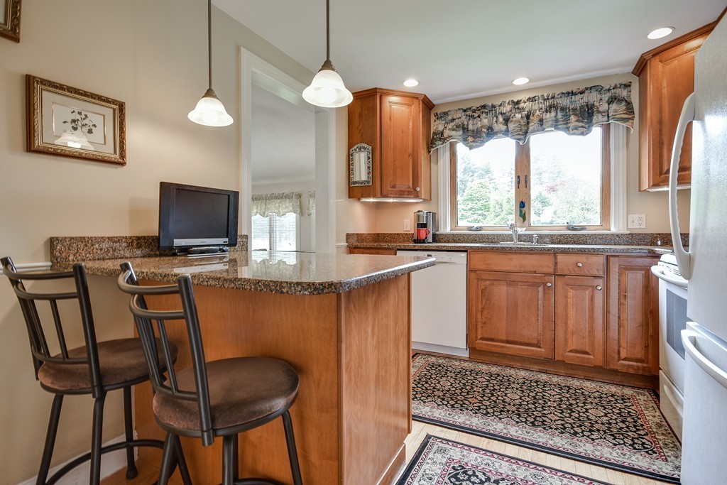 80 Pond Plain Road Westwood, MA 02090 - Photo 8 of 22 Gallery Image 8