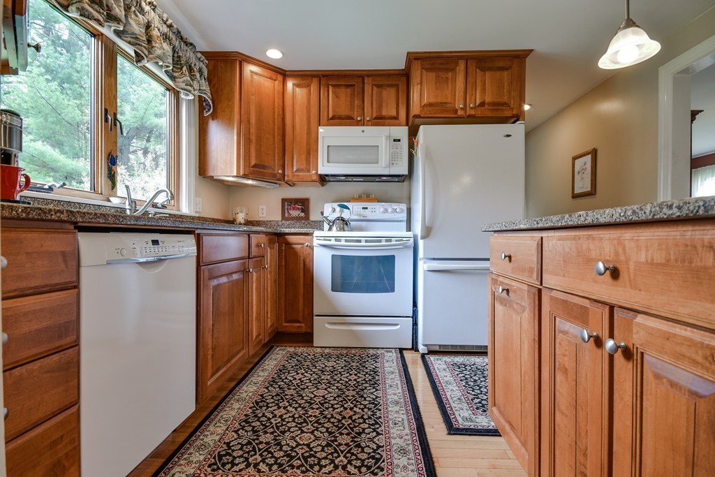 80 Pond Plain Road Westwood, MA 02090 - Photo 9 of 22 Gallery Image 9