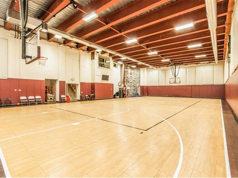 38 Hunting Ridge Lane Wilton, CT 06897 - Photo 13 of 25 a view of a indoor basketball court