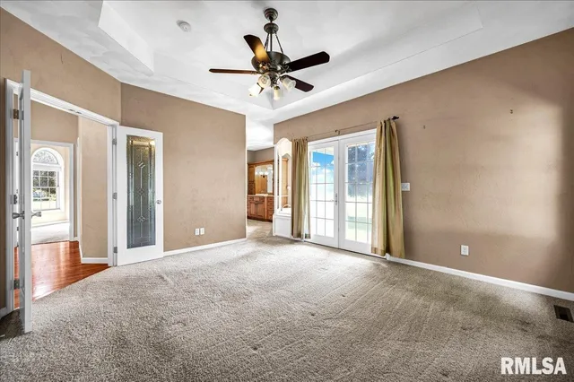 $355,000 | 303 Sycamore Trail, Chillicothe, IL 61523