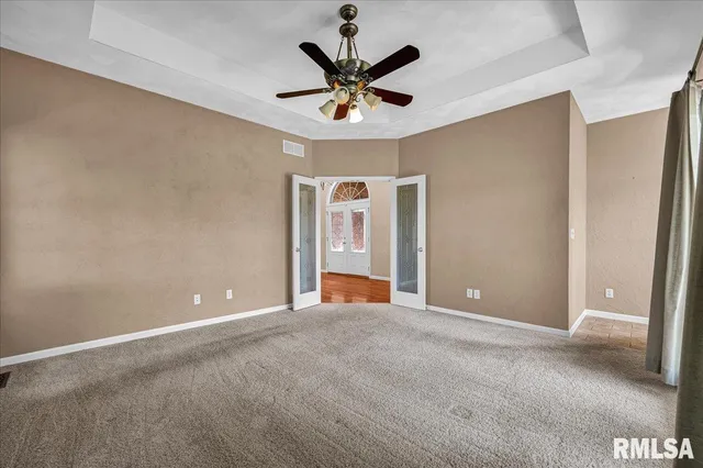 $355,000 | 303 Sycamore Trail, Chillicothe, IL 61523