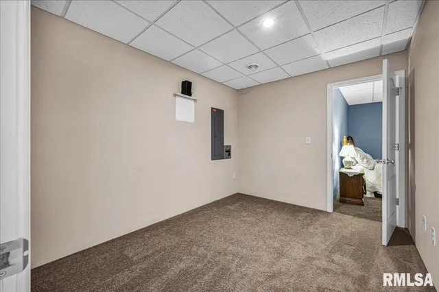 $355,000 | 303 Sycamore Trail, Chillicothe, IL 61523