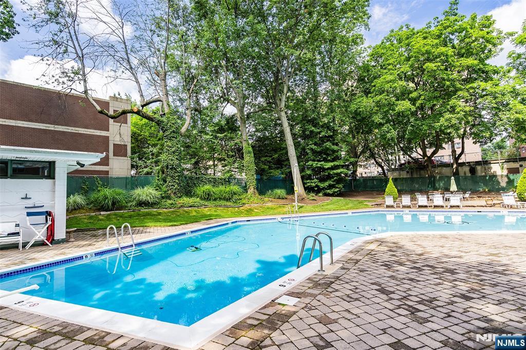 301 Beech Street, Unit 9K Hackensack, NJ 07601 - Photo 20 of 23
