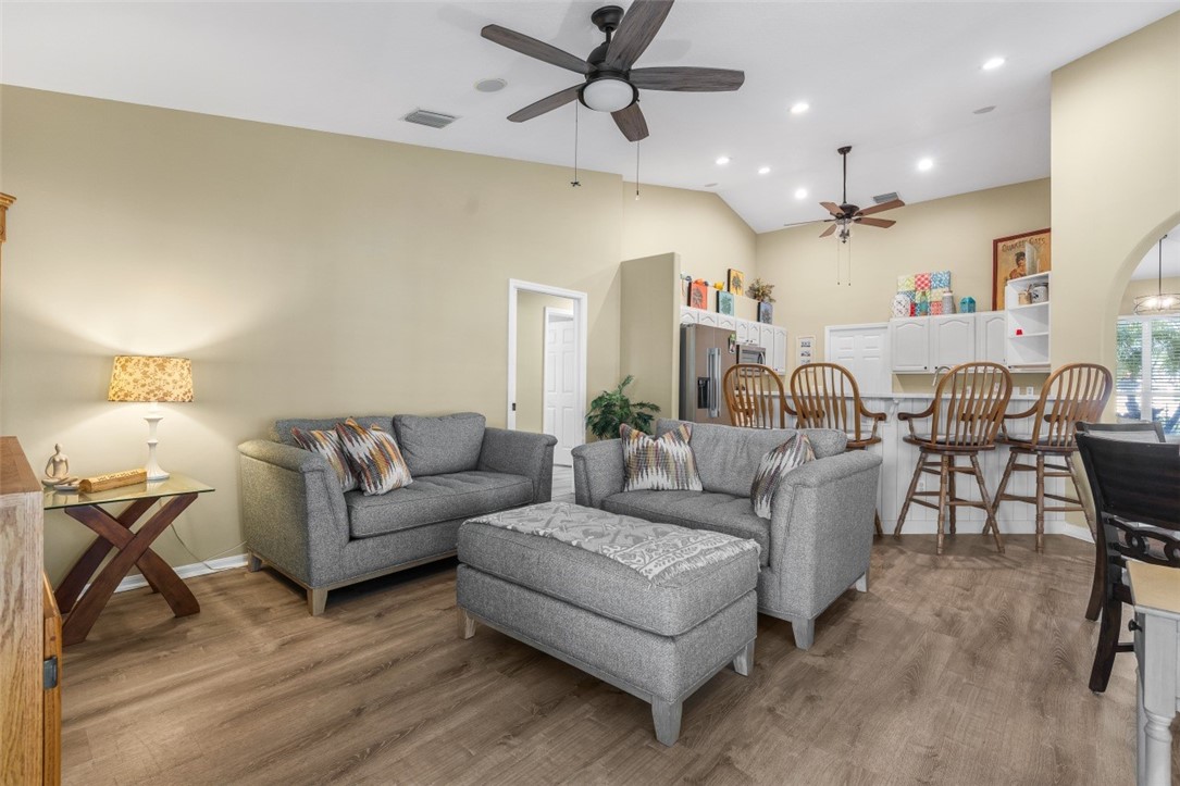 1276 Seahouse Street Sebastian, FL 32958 - Photo 15 of 36