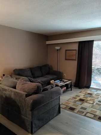 $159,500 | 39 Brookside Drive, Unit 7, Brattleboro, VT 05301