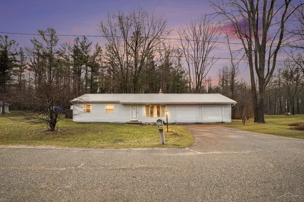 $131,440 | 3305 Robertson Drive, Beaverton, MI 48612