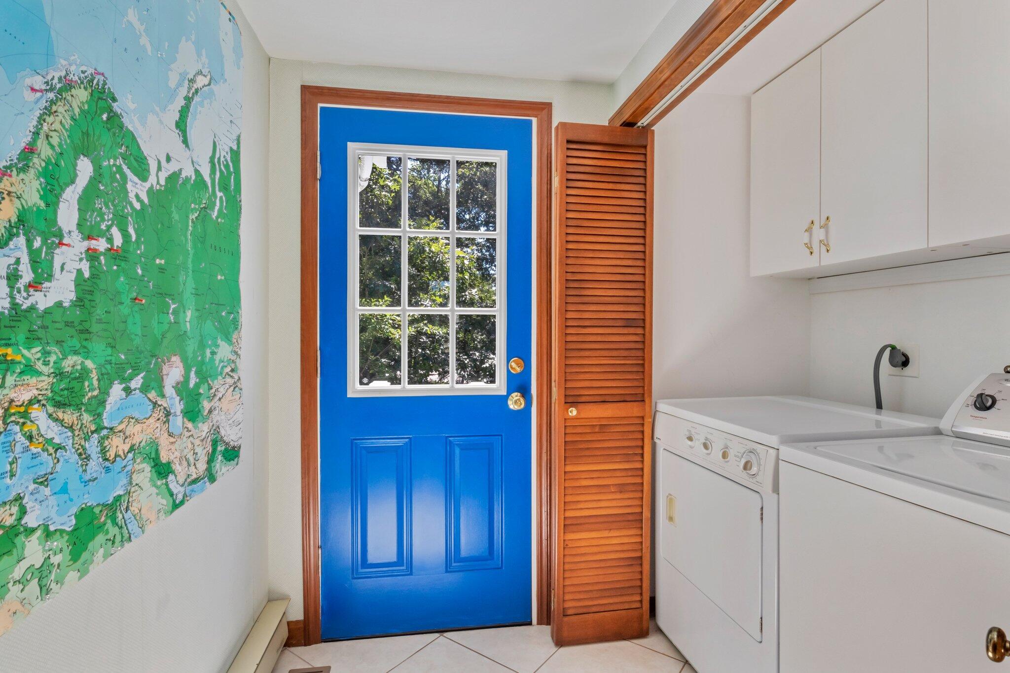 15 Chipmunk Lane Eastham, MA 02642 - Photo 23 of 32 a kitchen with a sink and cabinets