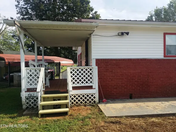 $169,900 | 1110 Hickory Flts Road, Pennington Gap, VA 24277