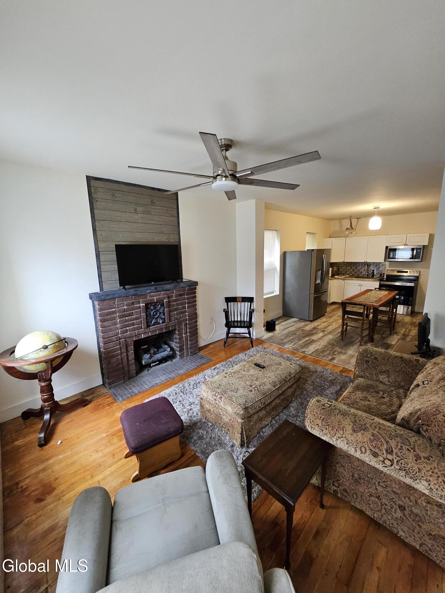 762 Eastern Avenue Schenectady, NY 12308 - Photo 27 of 34 1000054159