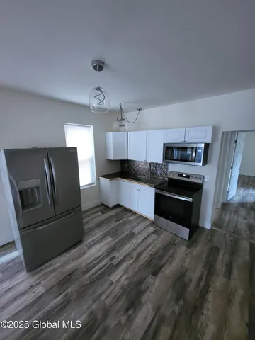 $269,900 | 762 Eastern Avenue, Schenectady, NY 12308