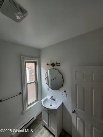 $269,900 | 762 Eastern Avenue, Schenectady, NY 12308