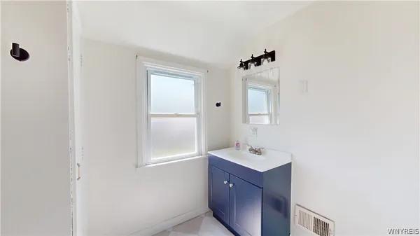 $149,900 | 207 Taber Place, North Tonawanda, NY 14120