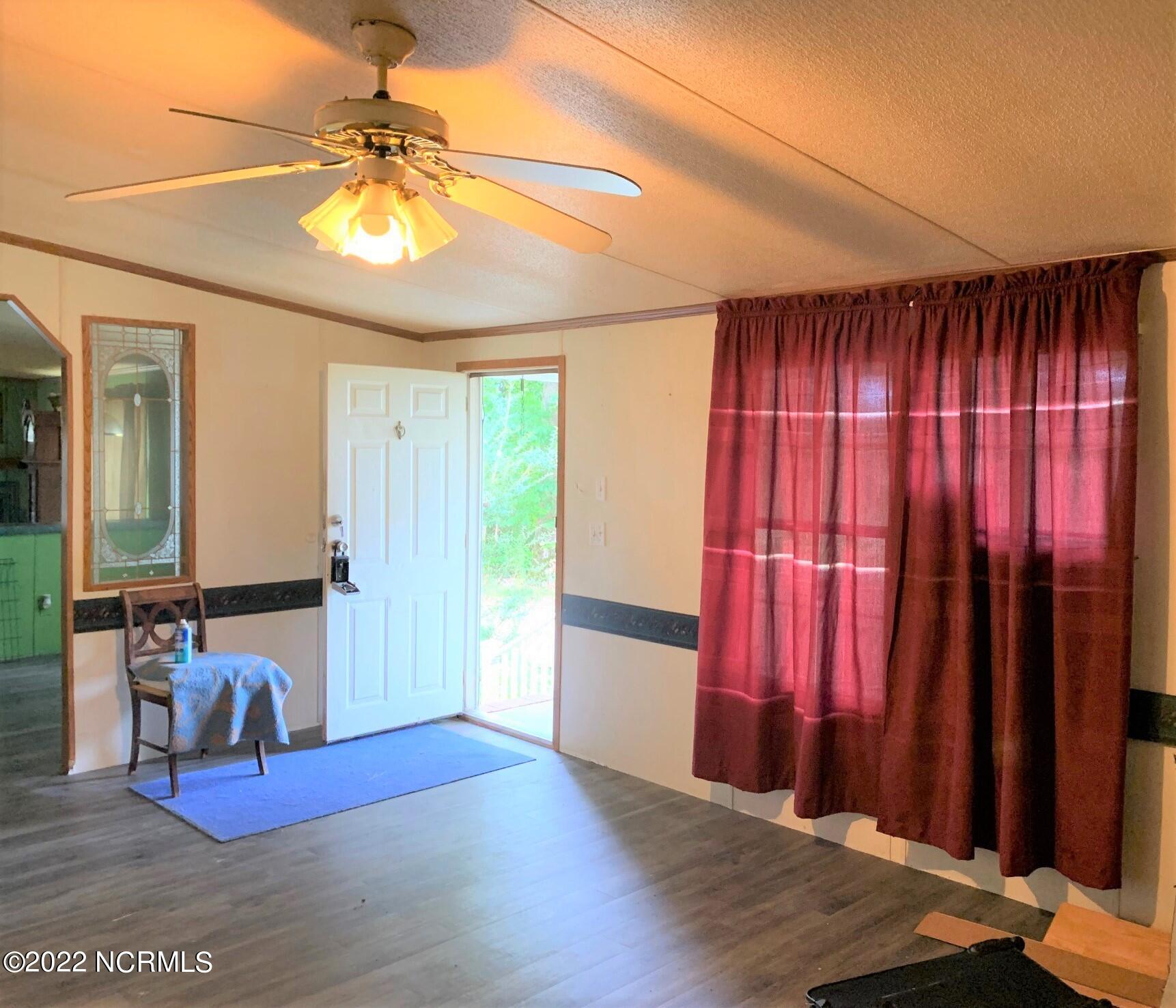 879 Herman Lane Road Stantonsburg, NC 27883 - Photo 2 of 16 Living Room