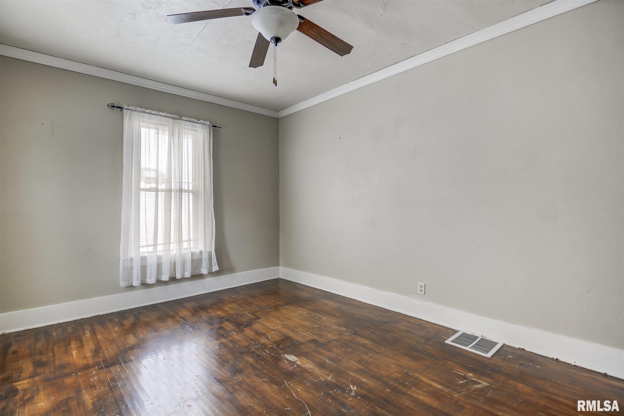 111 South State Street Springfield, IL 62704 - Photo 25 of 36