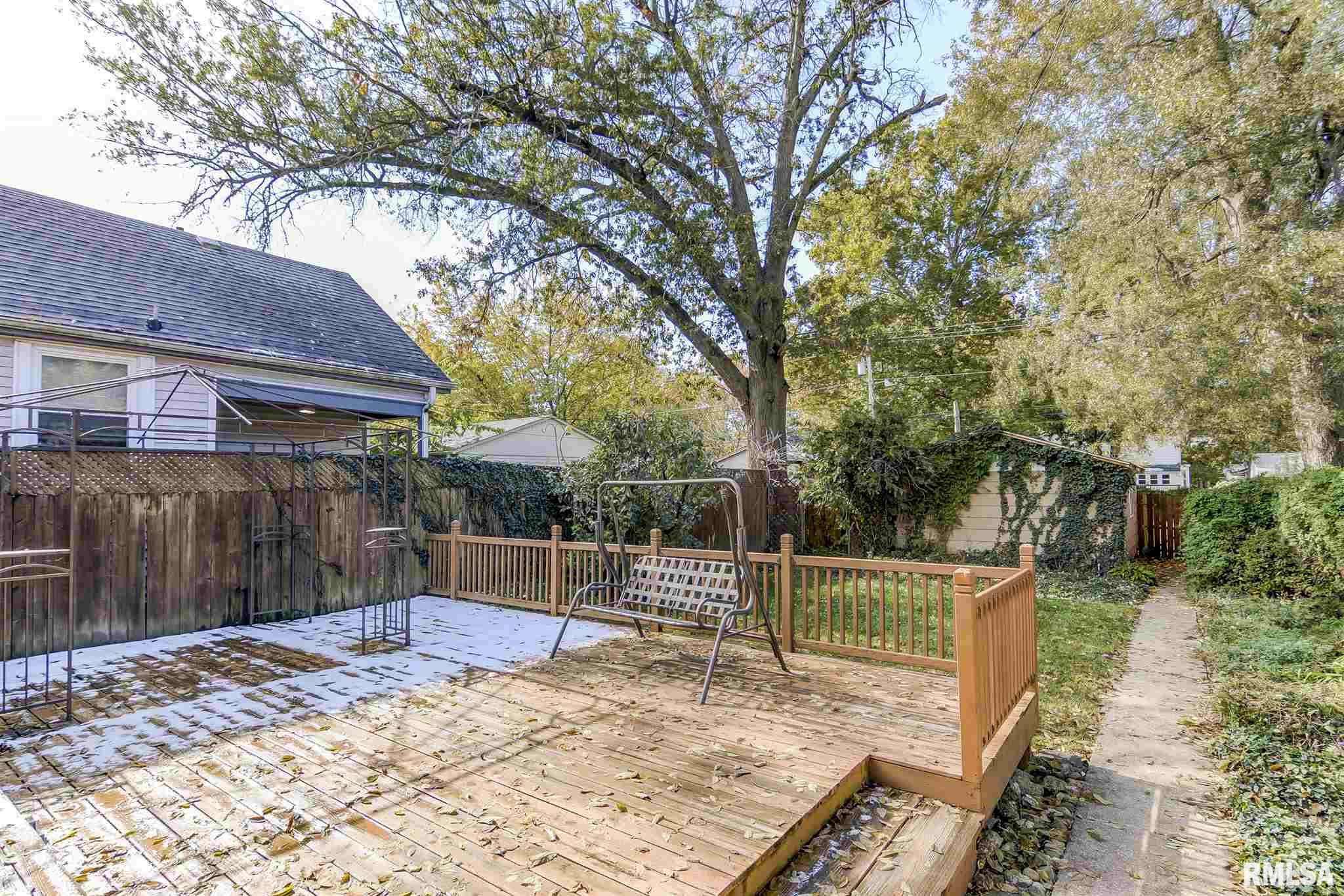 111 South State Street Springfield, IL 62704 - Photo 33 of 36